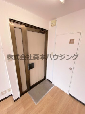 【玄関】 | 　萱島南ハイツ | シンプルで使いやすい玄関です