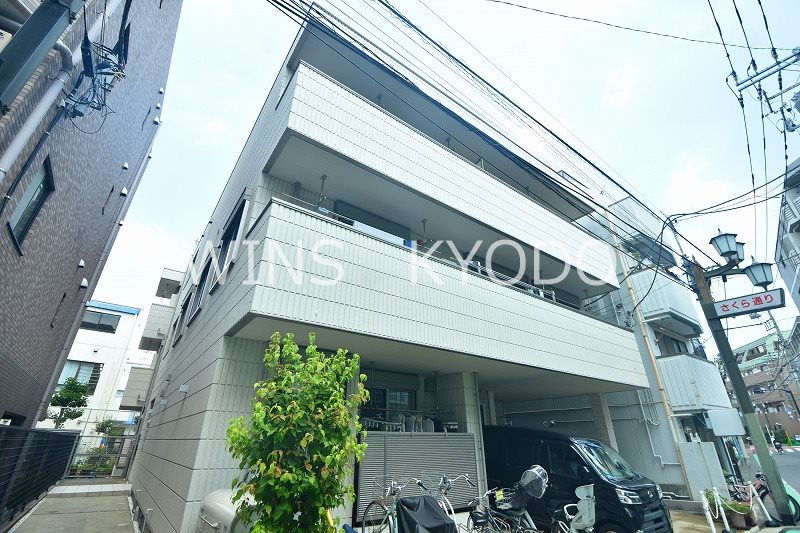 世田谷区世田谷２丁目の賃貸マンションの外観