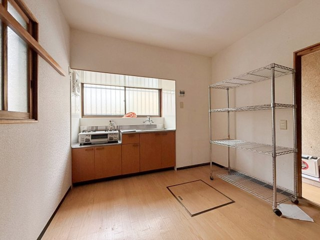 和泉市池上町2丁目　中古戸建のキッチン