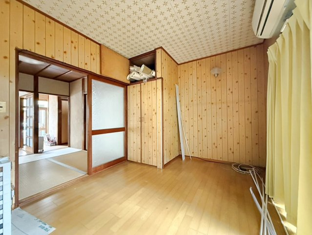 和泉市池上町2丁目　中古戸建の洋室
