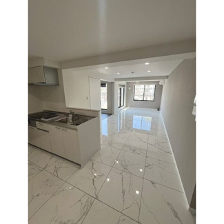 【洋室】 | THE UNDERZ SUITE RESIDENCE