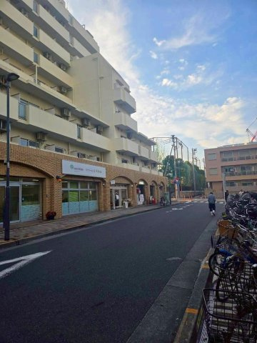 ミリアレジデンス新宿御苑の周辺