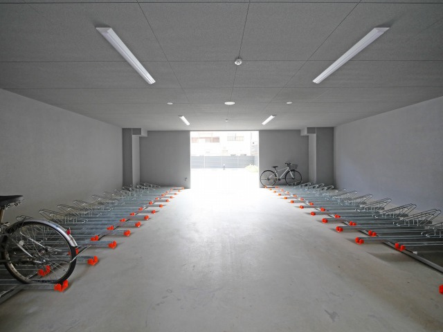 プレサンス東小橋エレディータのロビー
