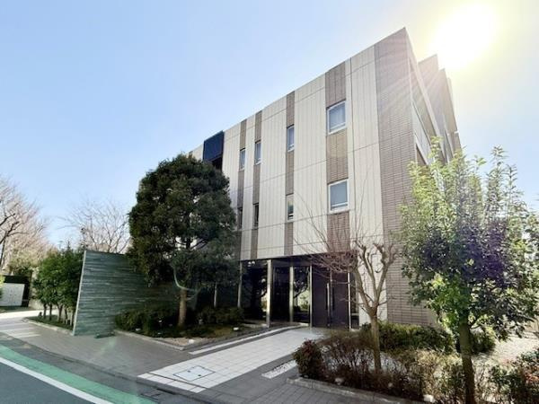 プレミアコンフォート高井戸の外観|外観は落ち着いています