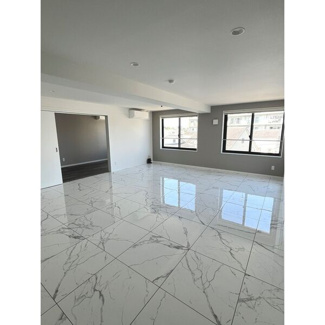 【ロビー】 | THE UNDERZ SUITE RESIDENCE
