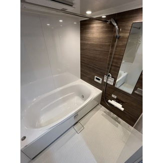 【浴室】 | THE UNDERZ SUITE RESIDENCE