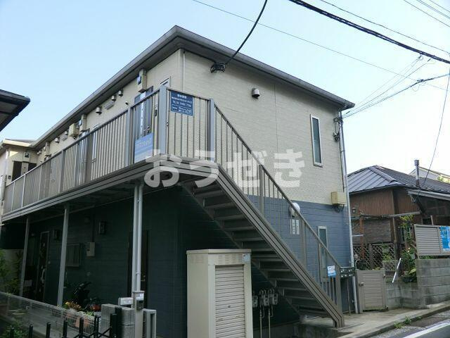 サニーコート岸谷のエントランス