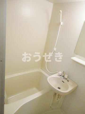 サニーコート岸谷の浴室