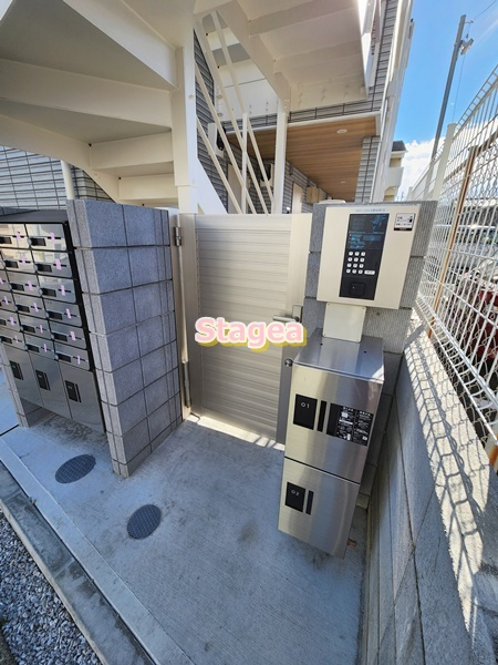 MELDIA与野本町Ⅲのエントランス