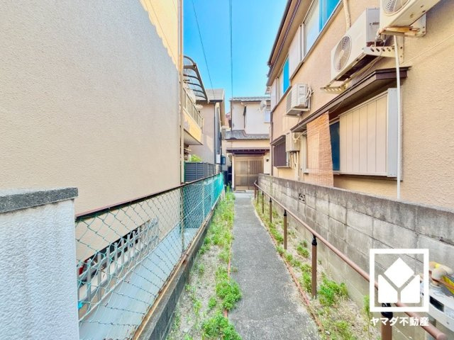 西宮市甲子園町の外観|閑静な住宅地に位置しており、落ち着いた雰囲気の中でゆとりある毎日をお過ごしいただけます。