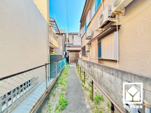西宮市甲子園町の外観|シンプルで飽きのこない、暮らしに余白をもたらす理想の家を建てられる一区画。