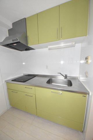 BRAVI南堀江のキッチン