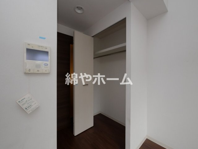 エスプレイス大阪城SOUTHの収納|小物を収納するのに便利です