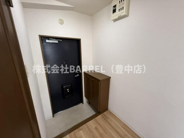南本町ビルの玄関