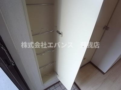 【エントランス】 | メゾンセキセイ | 落ち着いたエントランスです