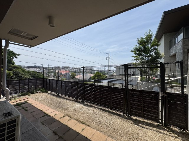 東急ドエル・アルス明石朝霧台の庭