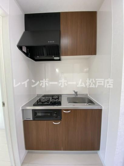 オークランド馬橋　特典：仲介手数料が無料です!!のキッチン|コンパクトなキッチンで掃除もラクラク