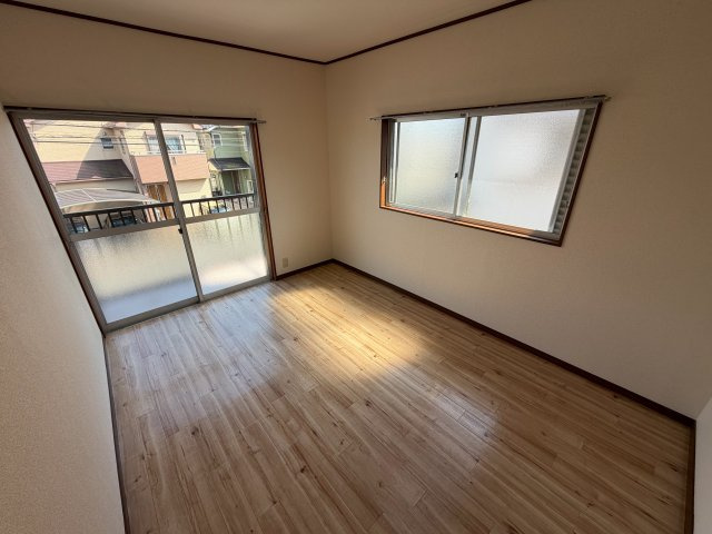 【寝室】