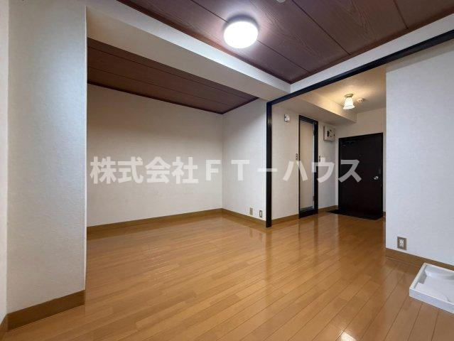 アイエムハイツ鬼高の寝室
