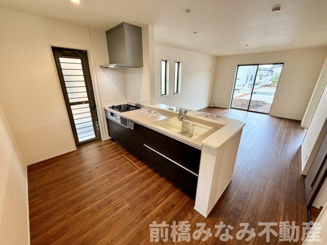 【新築】渋川市金井第１８　３号棟(全８棟)　リーブルガーデン　新築建売分譲のキッチン|お料理しやすいキッチンです