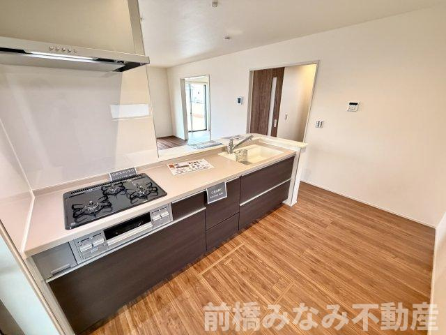 【新築】渋川市金井第１８　３号棟(全８棟)　リーブルガーデン　新築建売分譲のキッチン|キッチンです