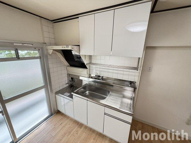 鶴山台32号棟のキッチン