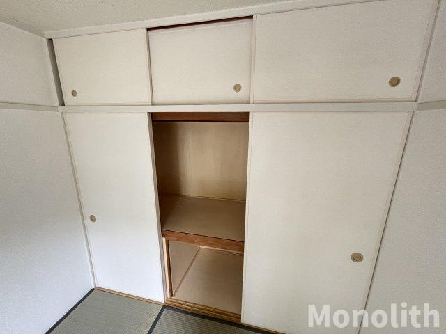 鶴山台32号棟の収納