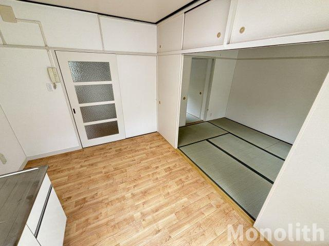 鶴山台32号棟の内装
