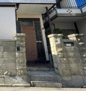 北松戸戸建のエントランス
