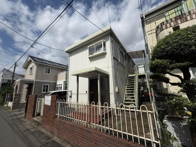大和市中央林間１丁目のアパートの外観
