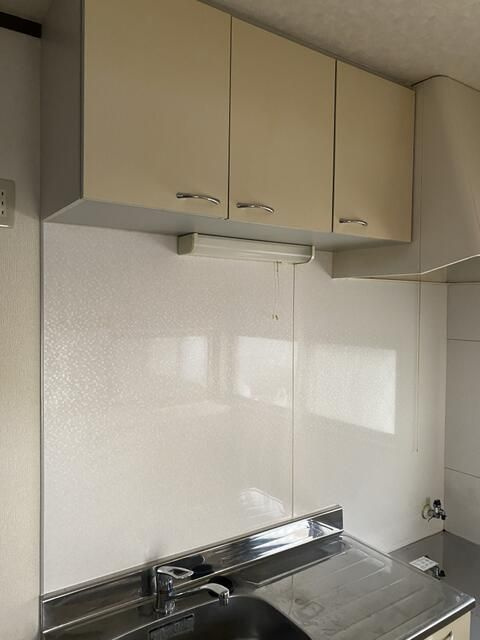 大和市中央林間１丁目のアパートの収納