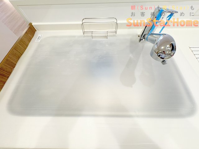 【サンスターホーム】レクセルプラッツァ福生弐番館　リノベーション済みのキッチン