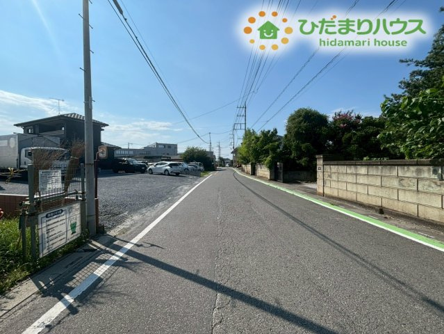 本庄市児玉町児玉第14　新築戸建て　グレイドルガーデン　01の前面道路含む現地写真