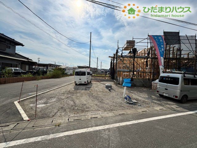 本庄市児玉町児玉第14　新築戸建て　グレイドルガーデン　01の駐車場