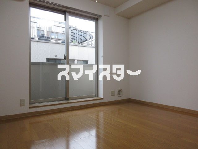 羽村市小作台５丁目の賃貸マンションの居間・リビング
