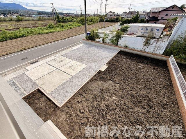 【新築】渋川市金井第１８　５号棟(全８棟)　リーブルガーデン　新築建売分譲の駐車場|駐車場に車を止められます