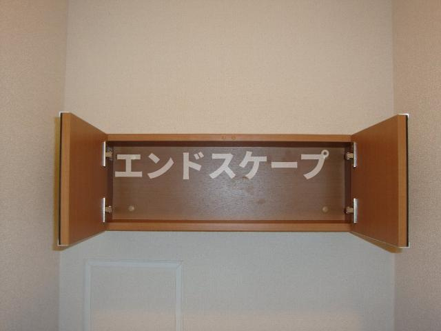 パラモアの収納|トイレ収納
高崎、前橋のお部屋探しはエンドスケープまで！お客様の理想お聞かせ下さい♪