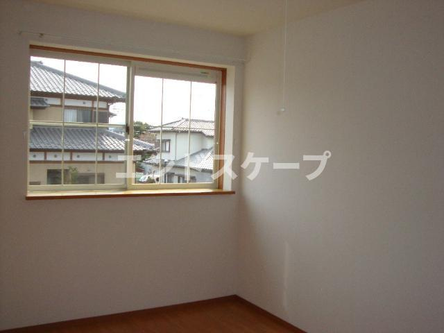 パラモアの内装|南側洋室
高崎、前橋のお部屋探しはエンドスケープまで！お客様の理想お聞かせ下さい♪