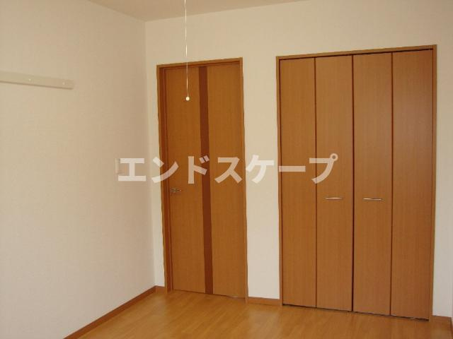 パラモアの内装|北側洋室
高崎、前橋のお部屋探しはエンドスケープまで！お客様の理想お聞かせ下さい♪
