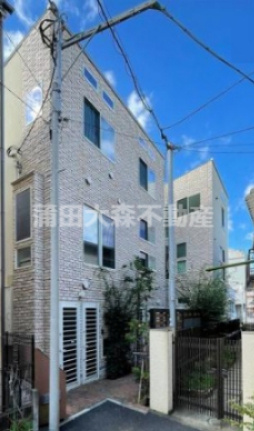 グランエッグス下丸子の外観|2016年9月築　木造地上3階建て総戸数12戸インターネット無料
東京都大田区下丸子3丁目　東急多摩川線下丸子駅徒歩3分、池上線千鳥町駅徒歩10分