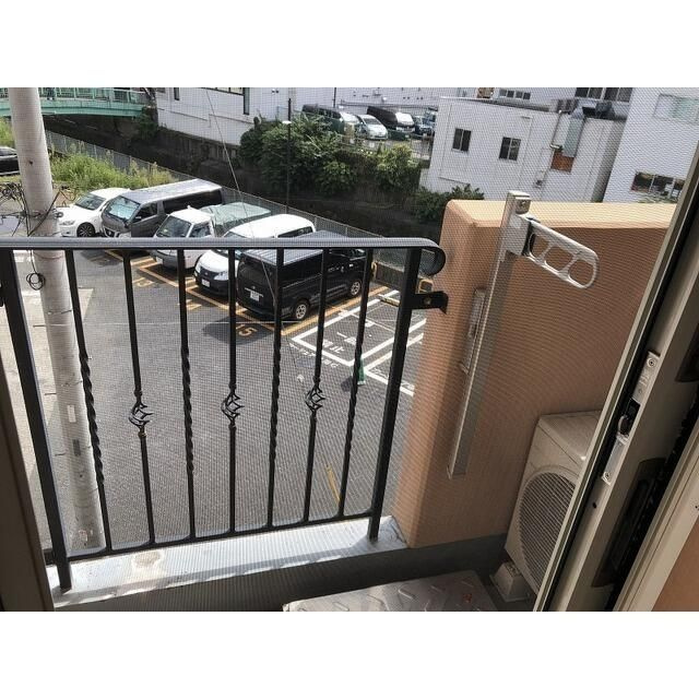 フォーディアル高田馬場のバルコニー