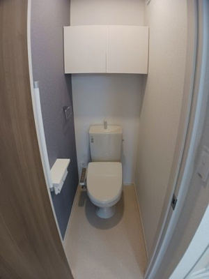 【トイレ】 | コンフォール園部 | シンプルで使いやすいトイレです