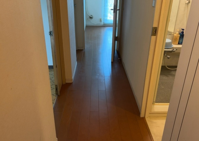 【内装】 | 厚木岡田団地１３号棟 | 内装はとにかくおしゃれなものがいい！と選ぶ前に、まず住んだ後のことを想像してみましょう。住んでみたらコンセントの位置が悪くて使いにくいなど出てきます。事前にどの家電をどこに置くか想定しておきましょう。