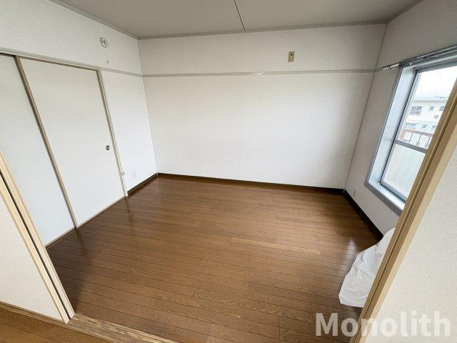 鶴山台36号棟の内装