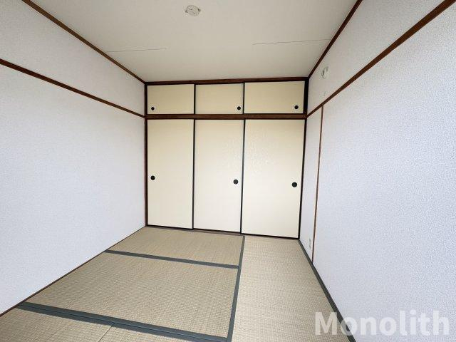鶴山台36号棟の和室