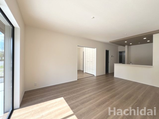 碧南市川端町　新築戸建＜全1棟＞の居間・リビング