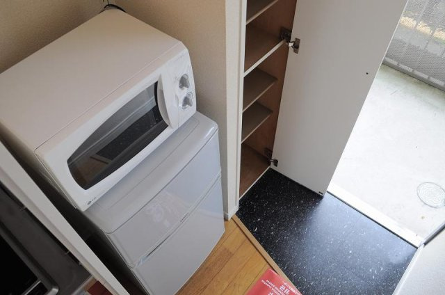 レオパレスまついの玄関