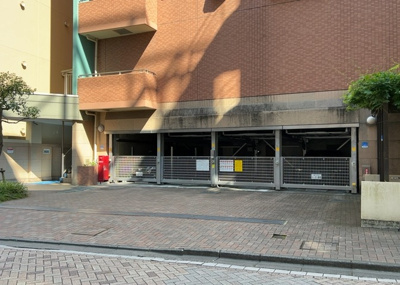 【駐輪場】 | グリーンコート相模大野 | マンションの駐輪場は、事前に空きがあるか確認を取ると安心です。せっかく入居したのに駐輪スペースがない！なんてことになったら大変ですよね。そこで、内見時や購入前にはまず事前に確認しておくと良いでしょう。