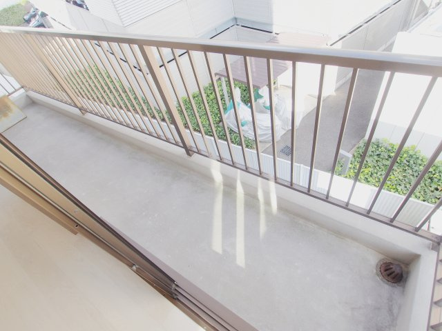 安芸郡府中町大通２丁目の賃貸マンションのバルコニー
