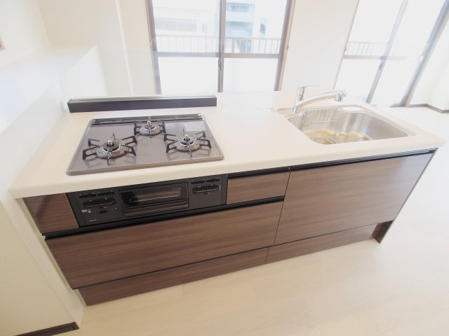 安芸郡府中町大通２丁目の賃貸マンションのキッチン